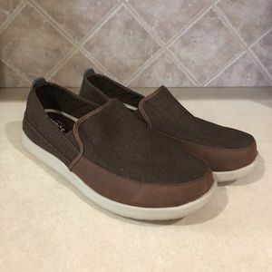 Men’s Crocs Slip On